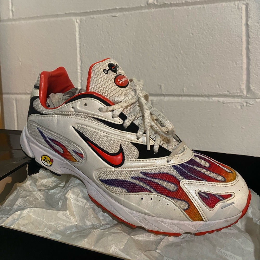 Nike Zoom Streak Spectrum Plus Supreme White